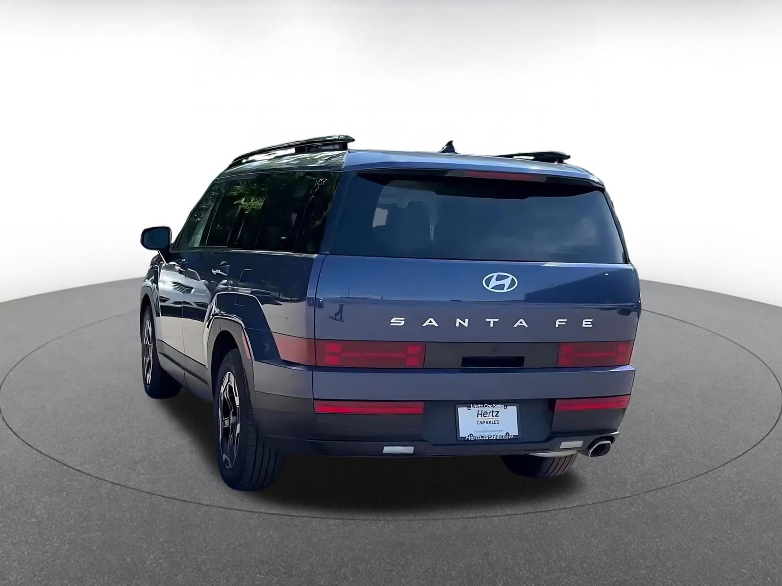 Used 2025 Hyundai Santa Fe SEL FWD image 11