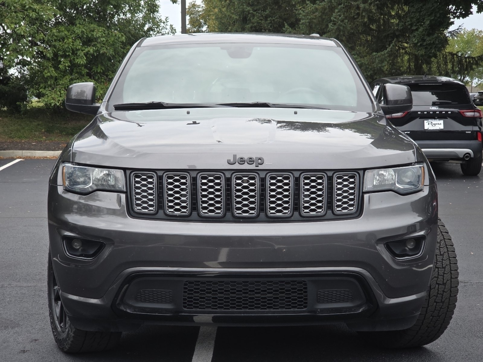Used 2019 Jeep Grand Cherokee Altitude AWD/4WD image 16