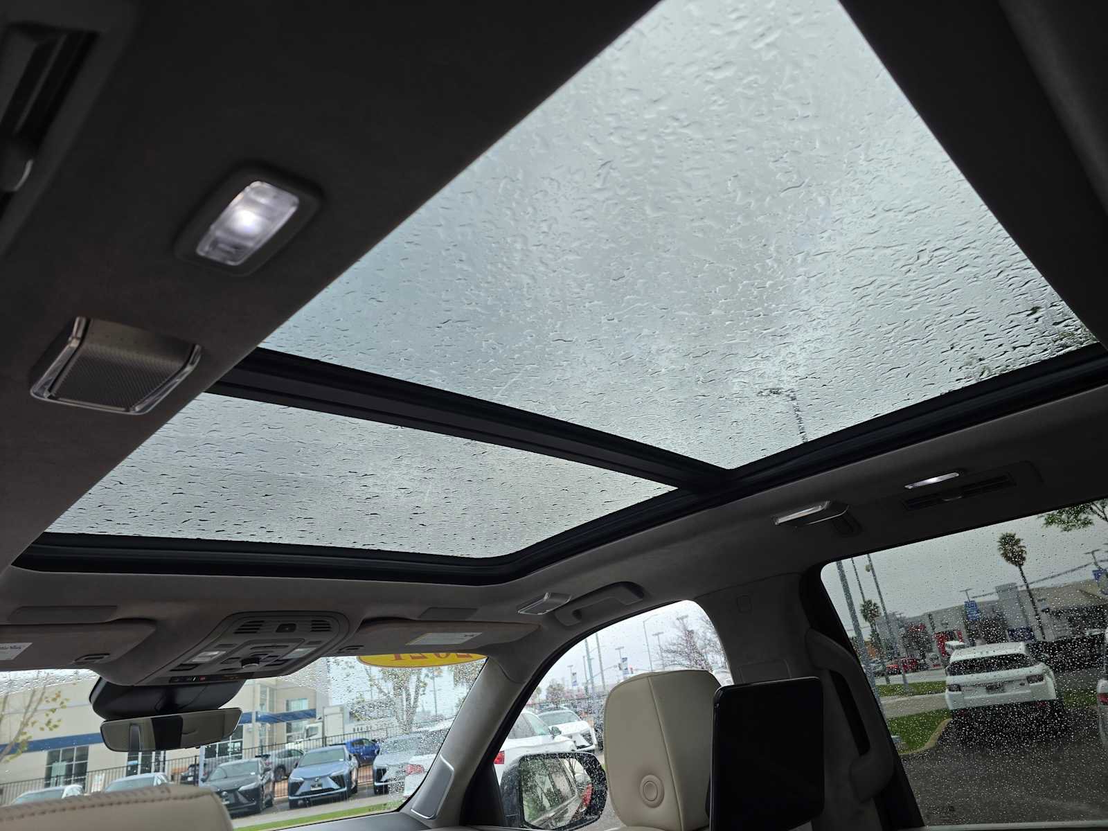 Used 2021 Cadillac Escalade Premium Luxury Platinum image 23