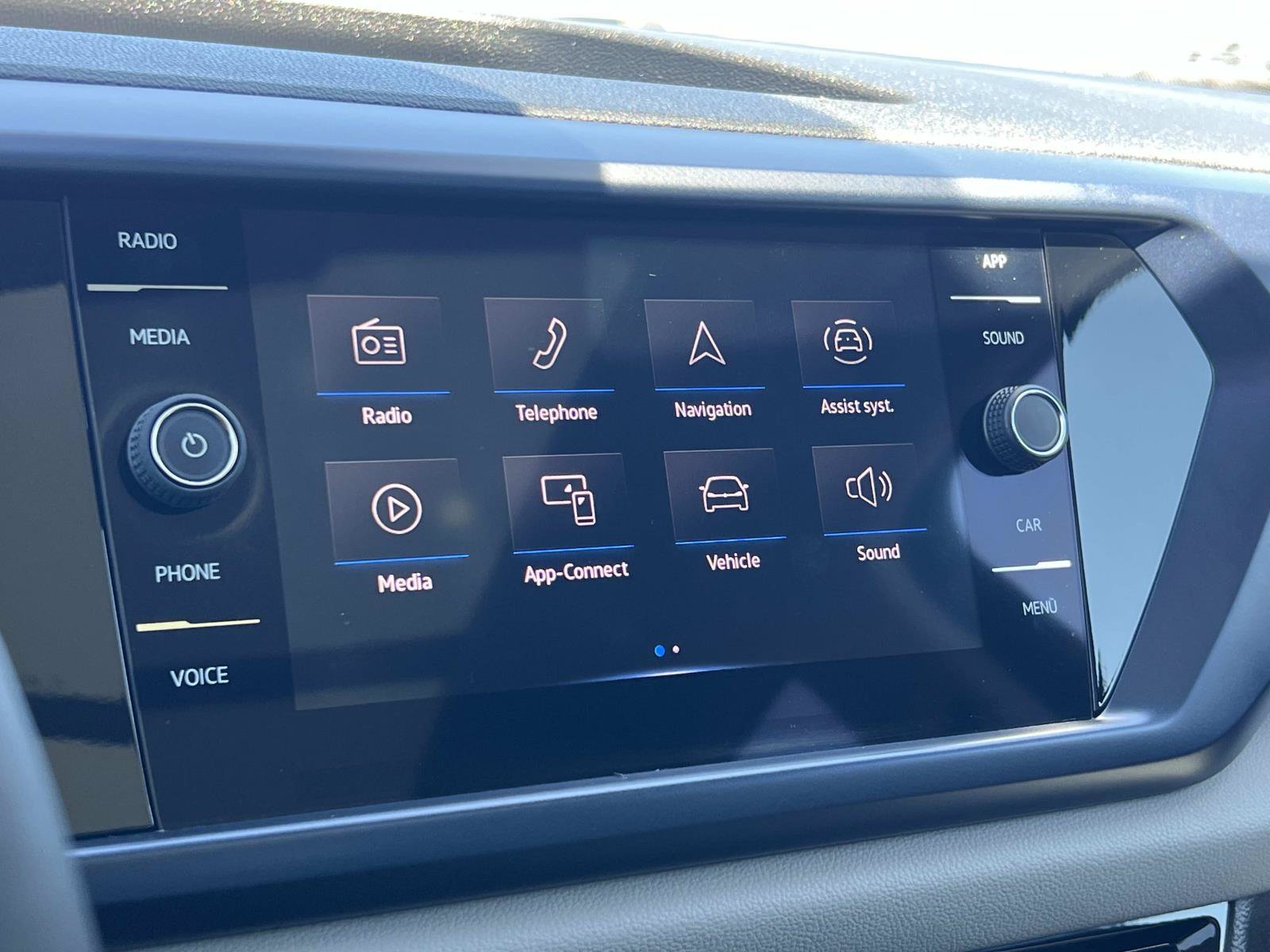 Certified 2023 Volkswagen Taos SE w/ Panoramic Sunroof Package FWD image 13