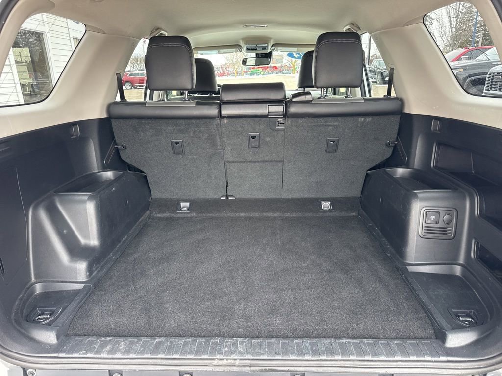 Used 2024 Toyota 4Runner SR5 Premium image 32