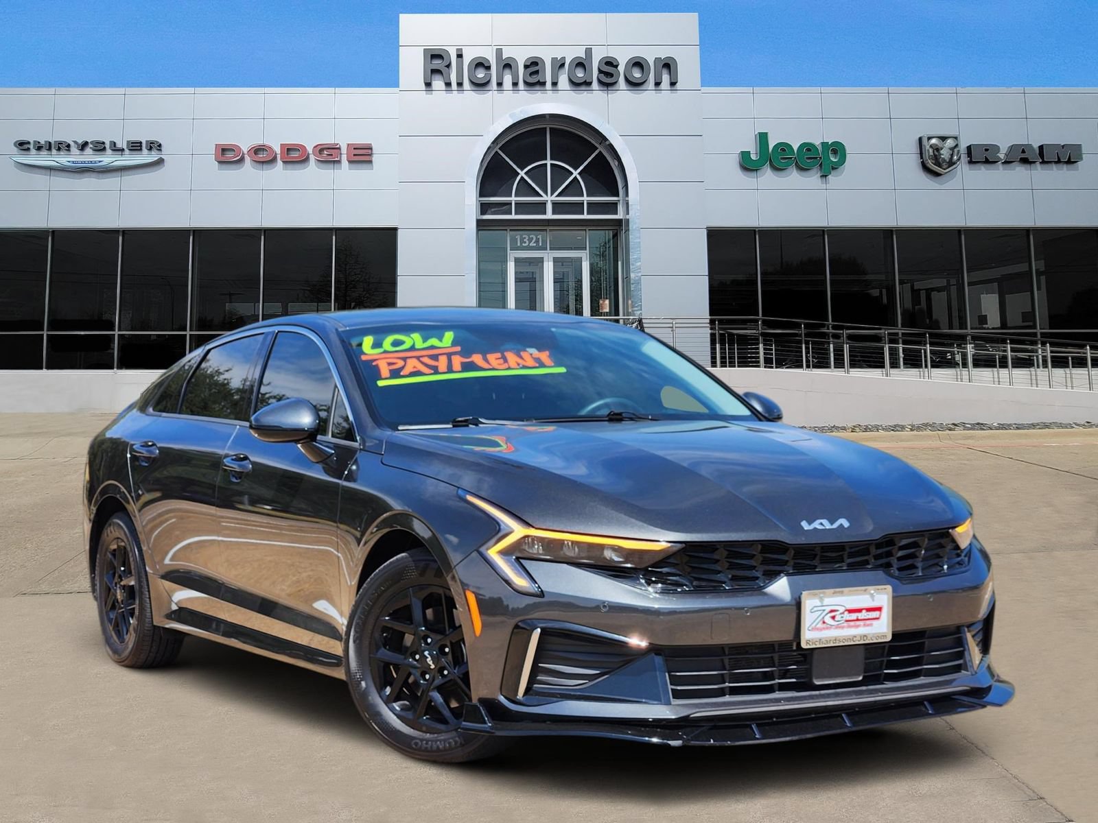 Used 2025 Kia K5 LXS FWD image 1
