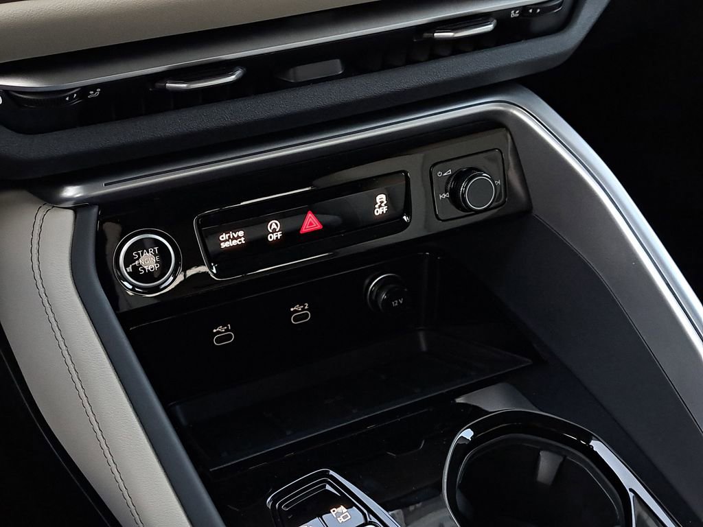 New 2025 Audi Q5 Prestige image 14