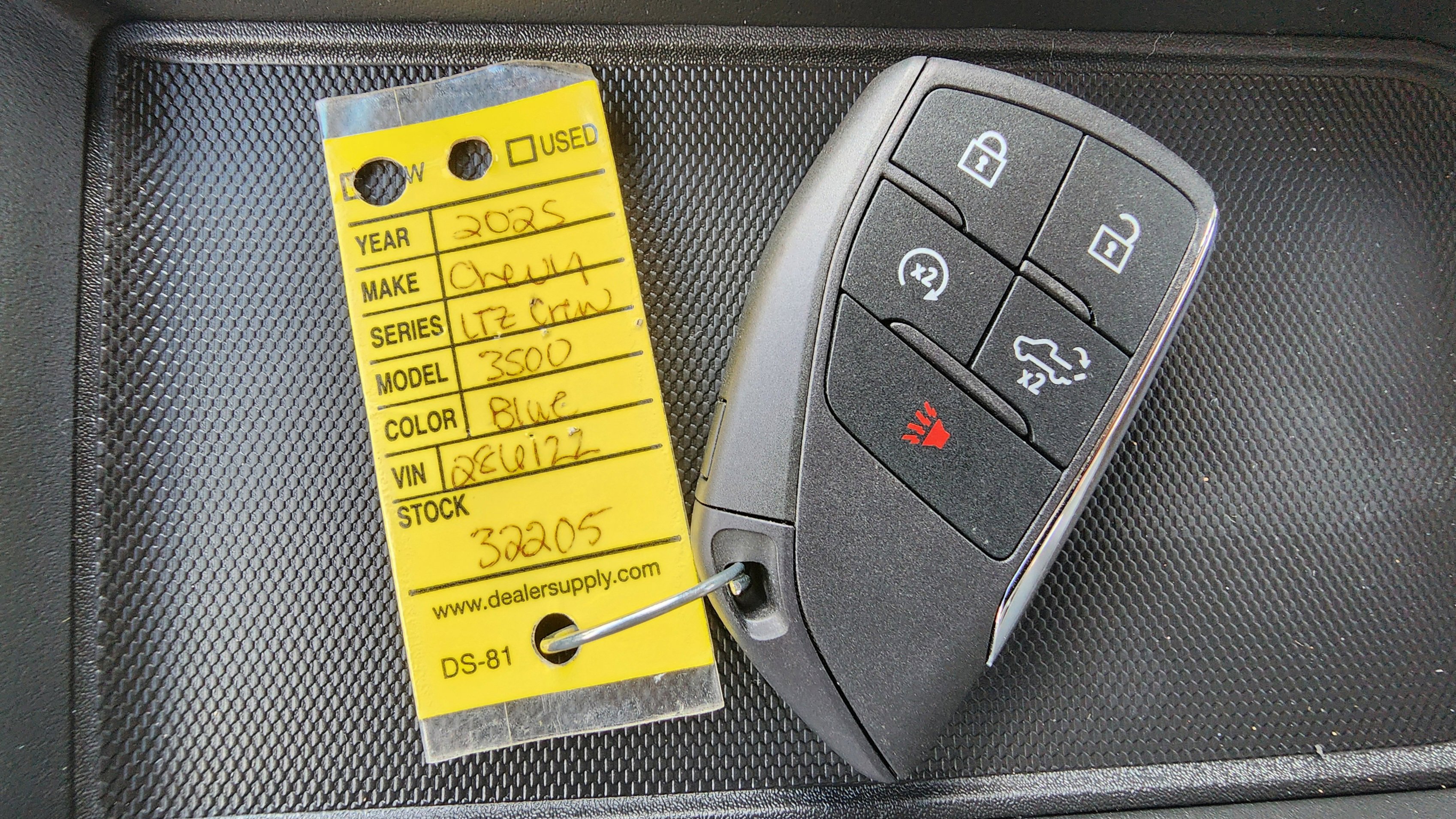 New 2025 Chevrolet Silverado 3500 LTZ image 19