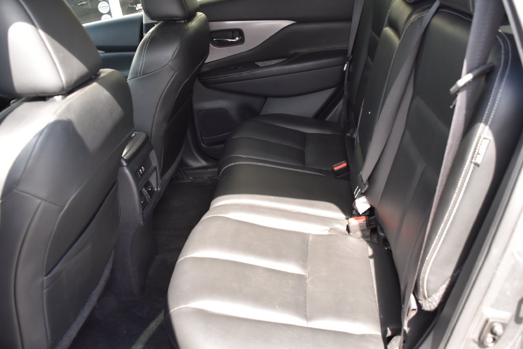 Used 2023 Nissan Murano SV FWD image 10