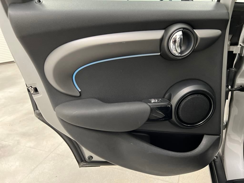 Used 2024 MINI Cooper S image 15