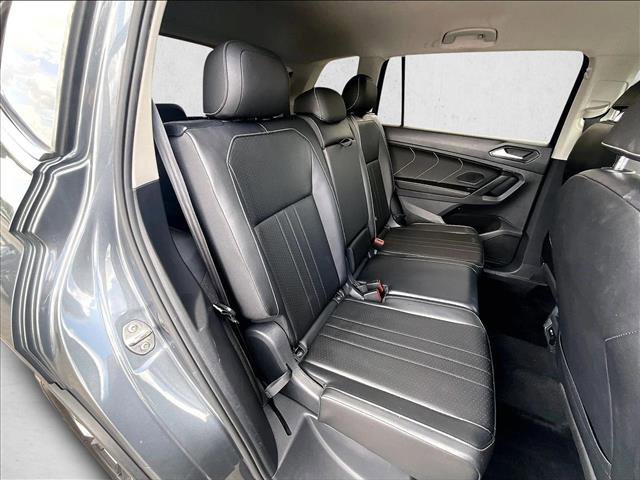 Used 2022 Volkswagen Tiguan SE FWD image 26