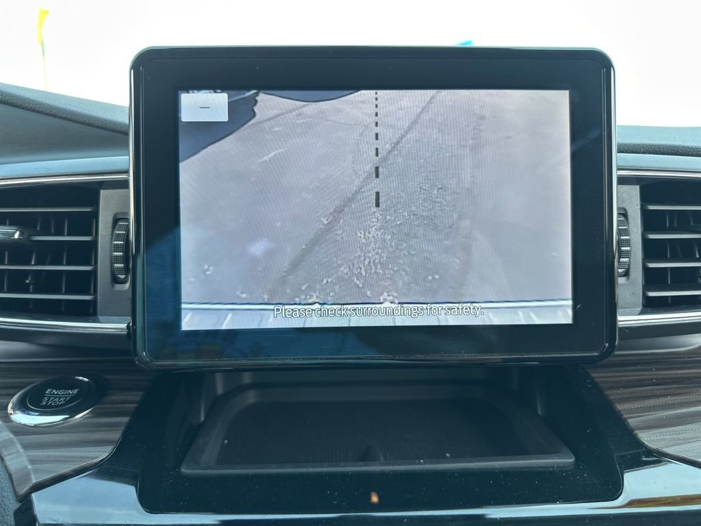 Used 2024 Ford Explorer Limited image 47
