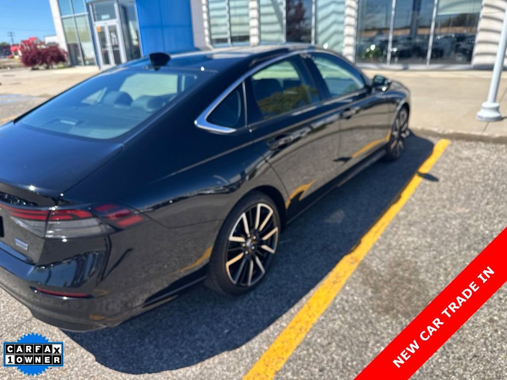 Used 2024 Honda Accord Touring image 4