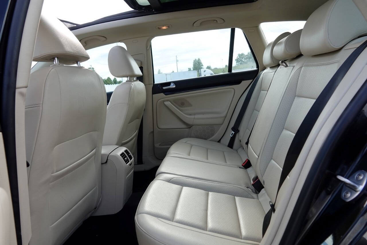 Used 2012 Volkswagen Jetta TDI FWD image 53