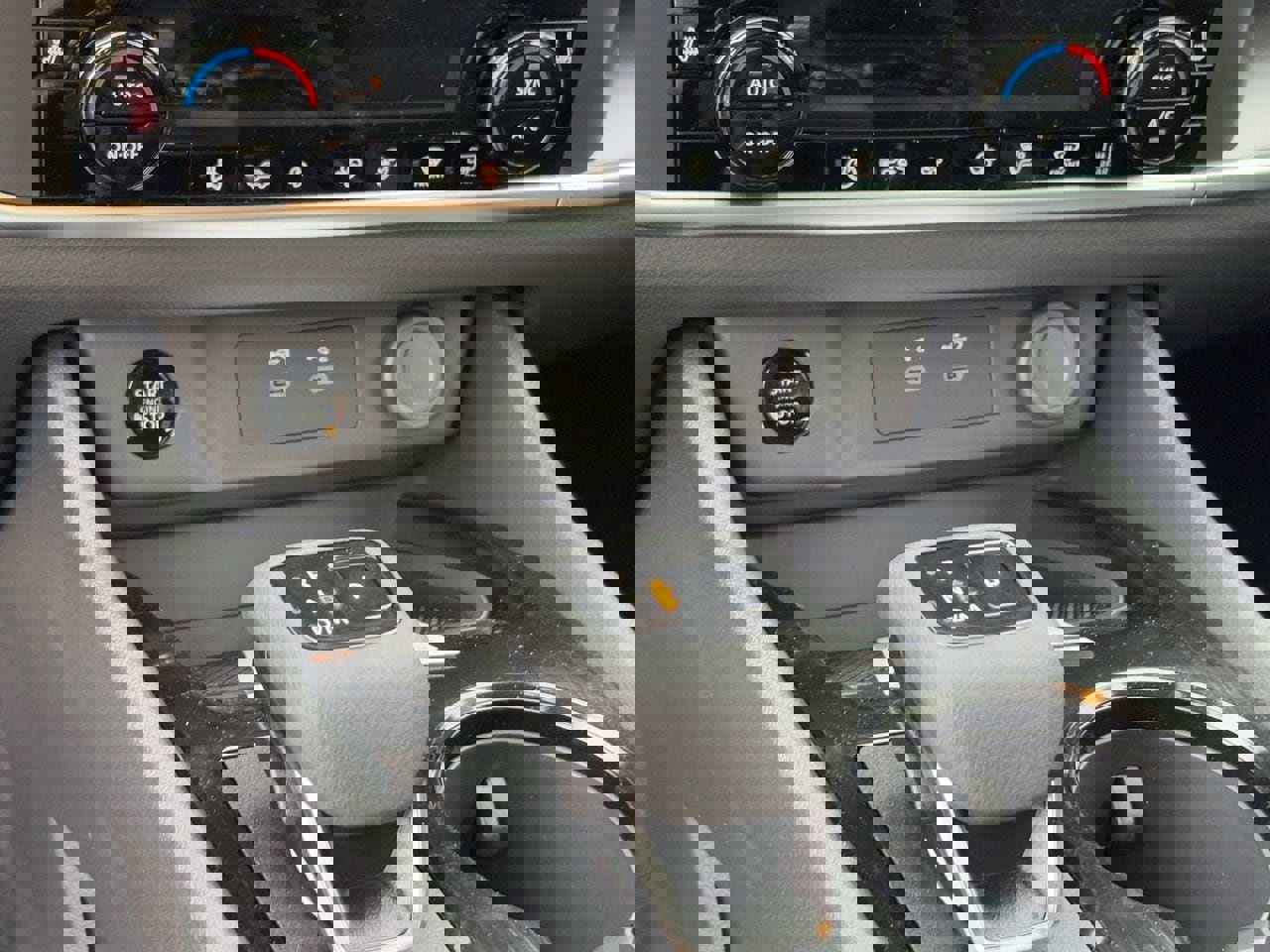 New 2026 Nissan Rogue SV image 25