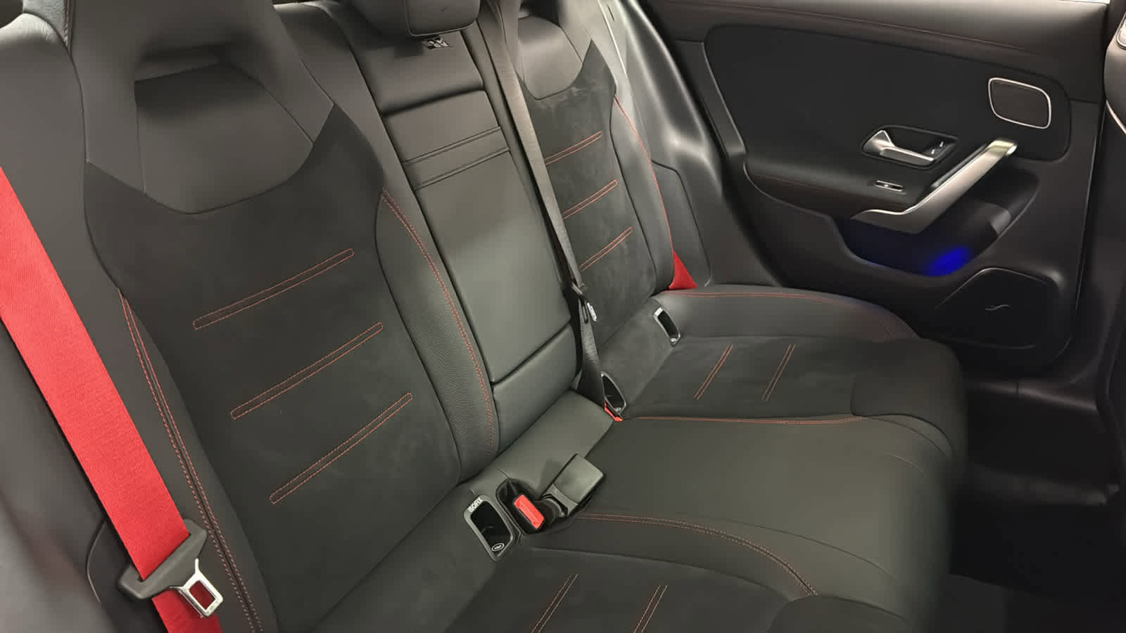 New 2026 Mercedes-Benz CLA 35 AMG 4MATIC image 35