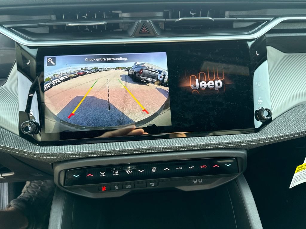 New 2026 Jeep Cherokee Laredo AWD/4WD image 13