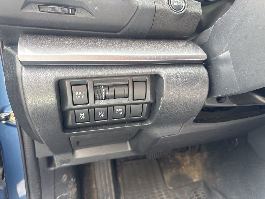 Used 2021 Subaru Crosstrek 2.5i Limited w/ Popular Package #4 image 9