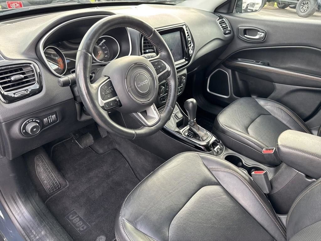 Used 2018 Jeep Compass Limited w/ Navigation Group AWD/4WD image 30