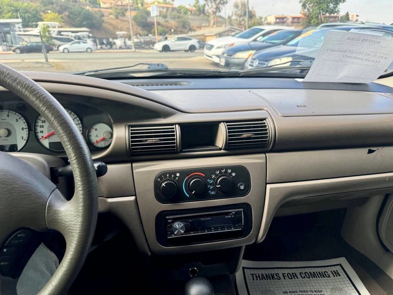 Used 2006 Dodge Stratus SXT image 9