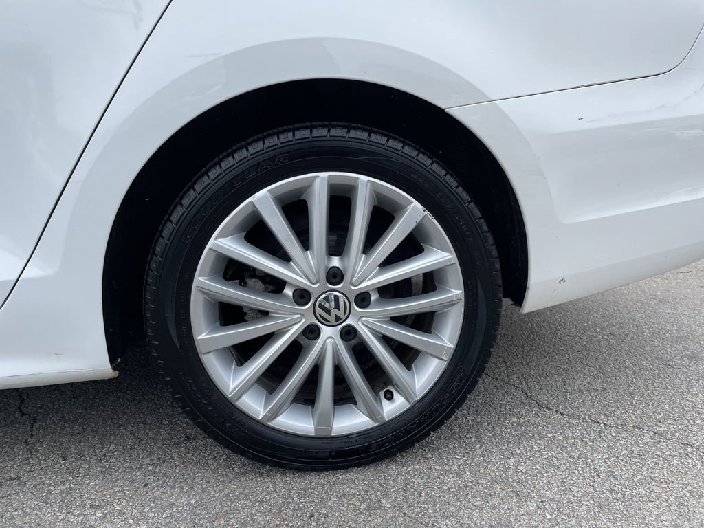 Used 2014 Volkswagen Jetta SEL image 10
