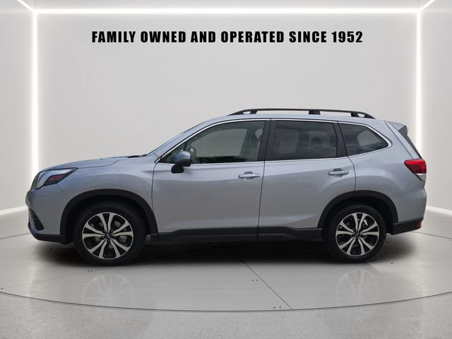 Certified 2023 Subaru Forester Limited AWD/4WD image 4