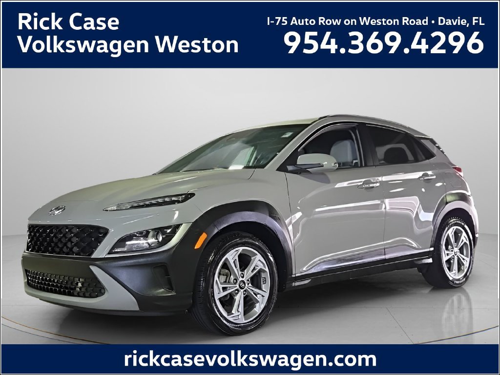 Used 2023 Hyundai Kona SEL w/ Cargo Package FWD image 1