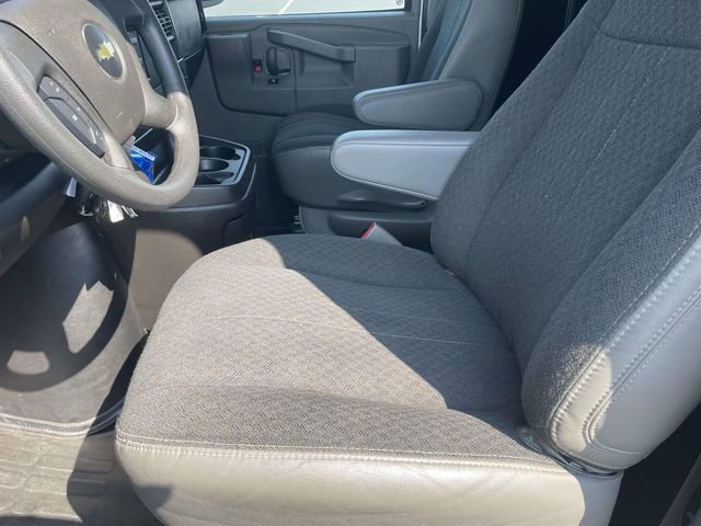 Used 2024 Chevrolet Express 2500 w/ Driver Convenience Package image 12