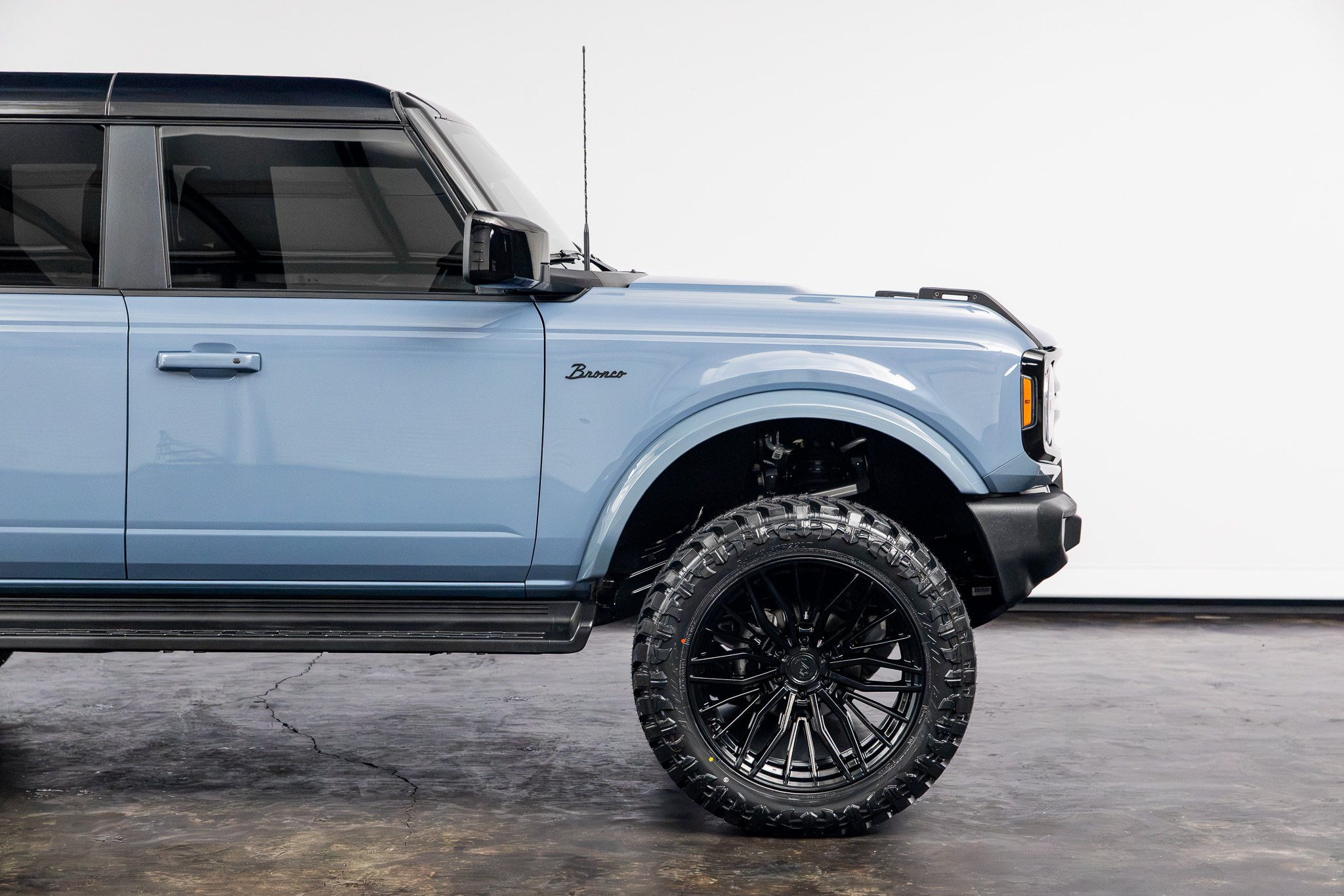 Used 2025 Ford Bronco Outer Banks AWD/4WD image 22