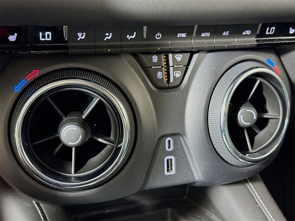 Used 2023 Chevrolet Blazer LT w/ Convenience Package image 12