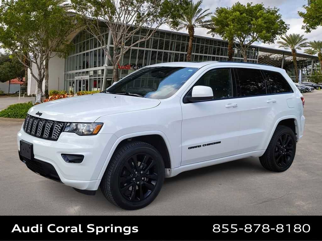 Used 2019 Jeep Grand Cherokee Altitude AWD/4WD image 1