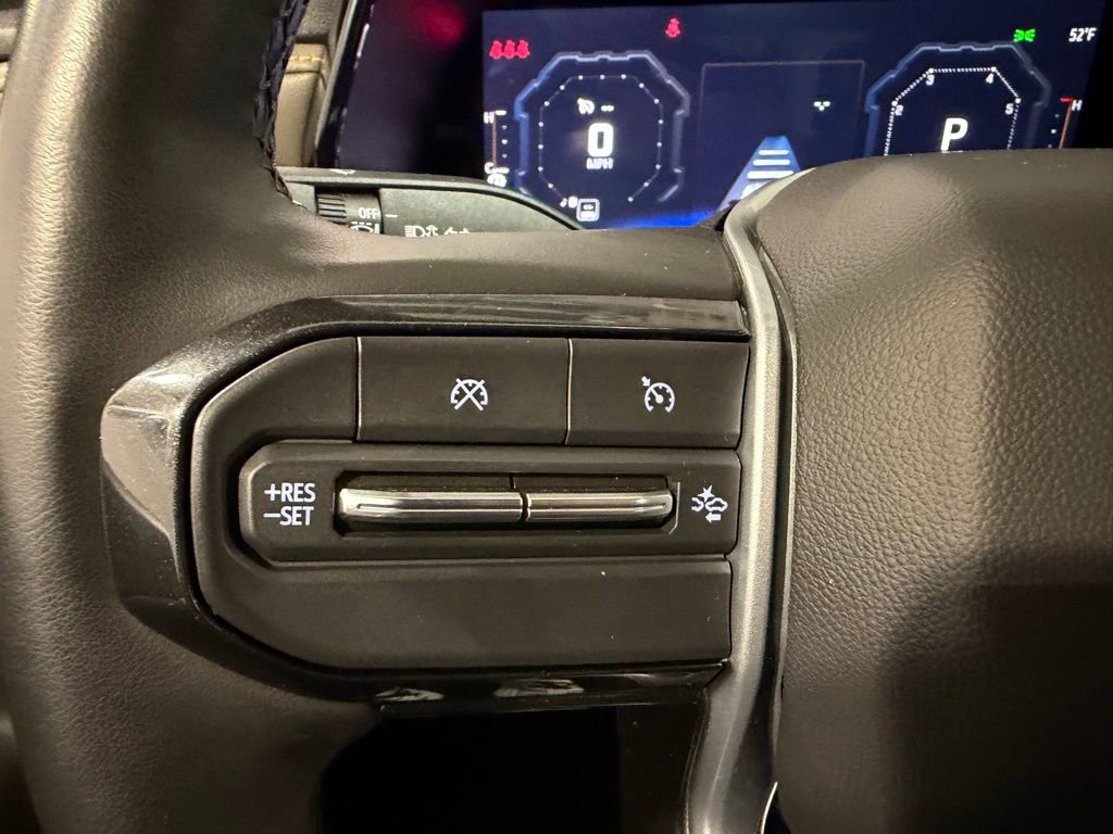 Used 2024 Chevrolet Colorado ZR2 w/ ZR2 Convenience Package III AWD/4WD image 20