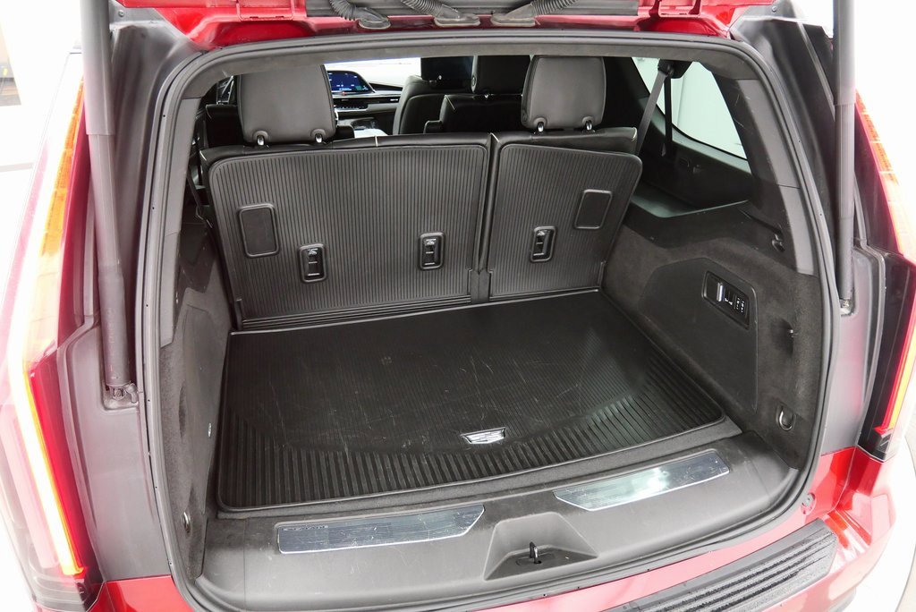 Used 2023 Cadillac Escalade ESV V image 40