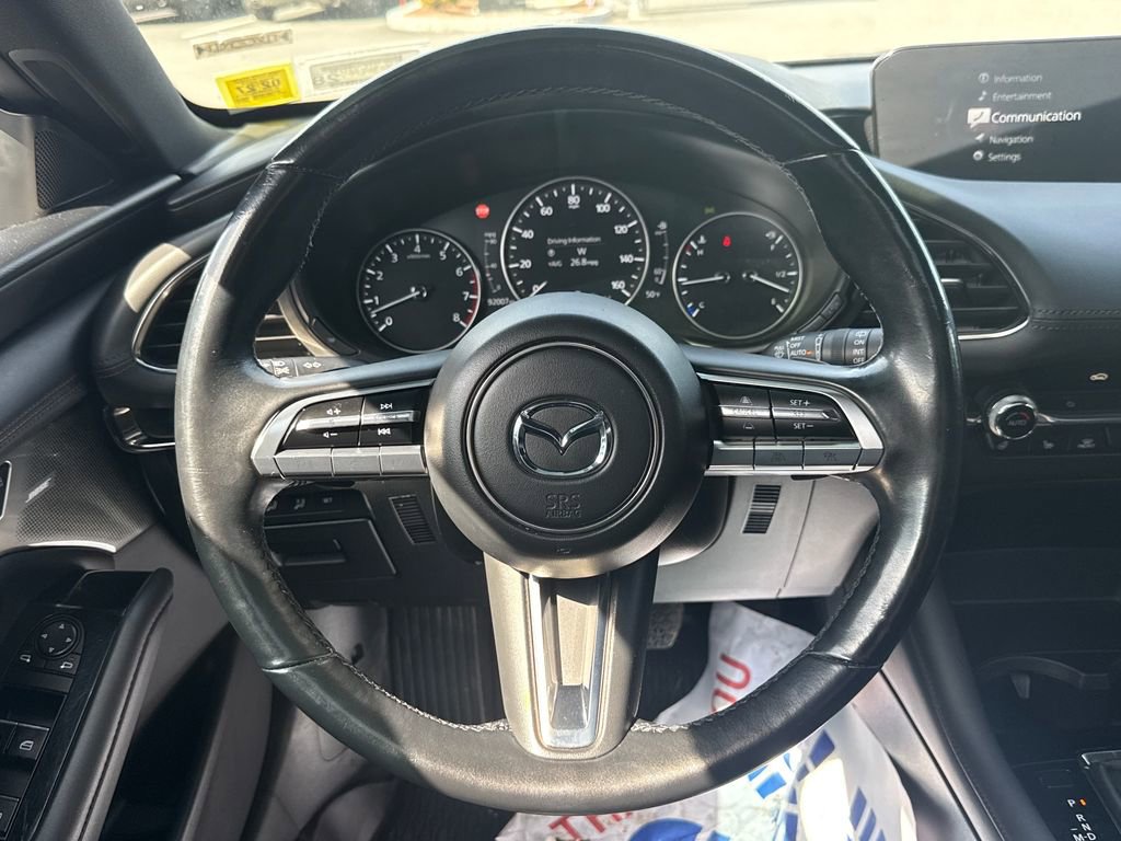 Used 2021 MAZDA MAZDA3 Hatchback w/Premium Plus Pkg image 16