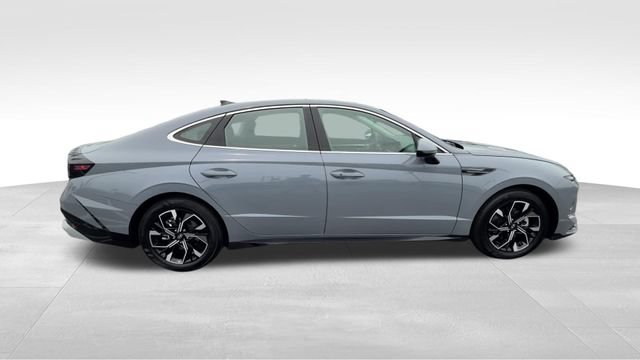 Used 2025 Hyundai Sonata SEL FWD image 8