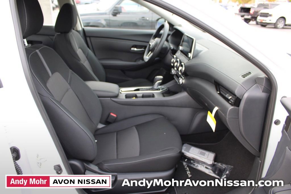 New 2025 Nissan Sentra SV image 12