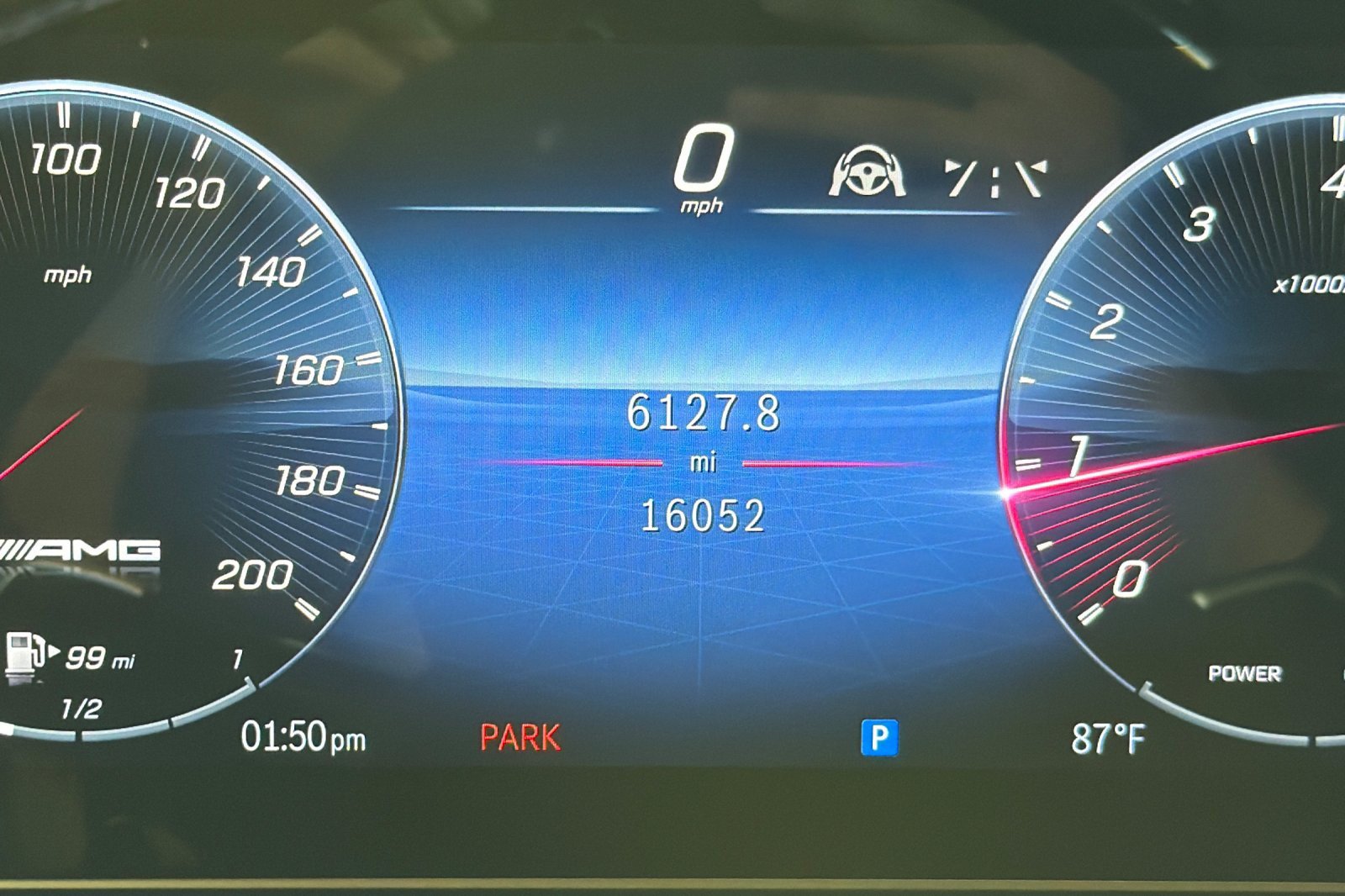 Used 2024 Mercedes-Benz GLS 63 AMG 4MATIC image 24