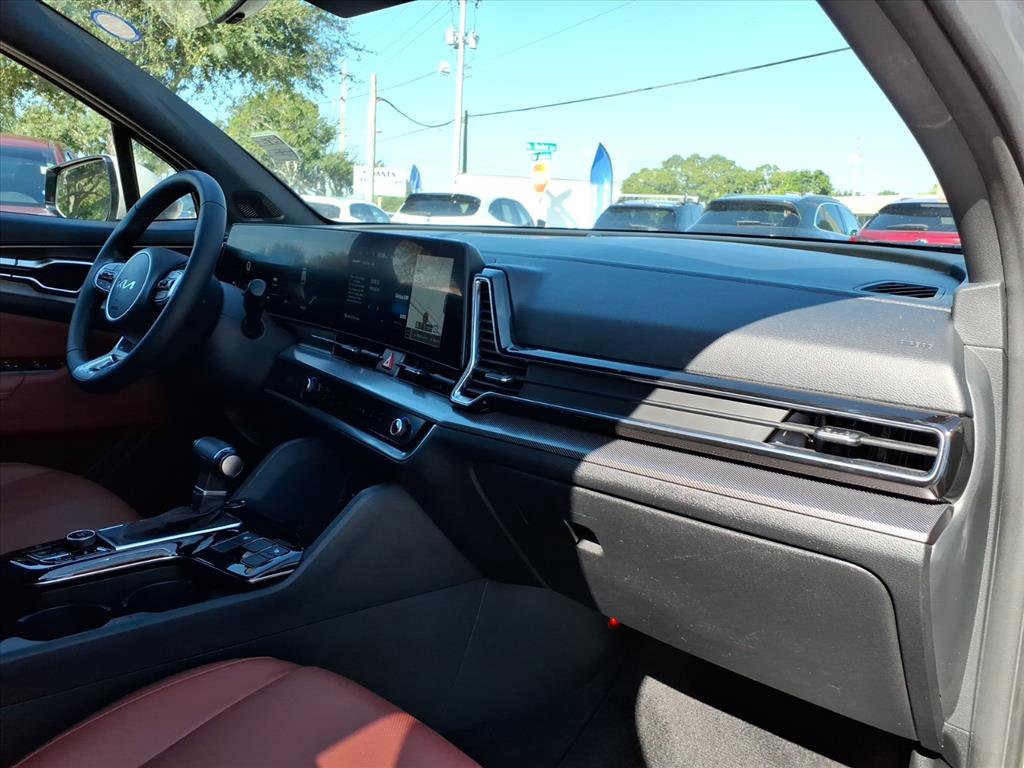 Used 2024 Kia Sportage SX image 19