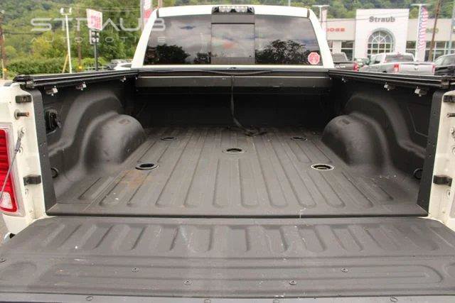 Used 2017 RAM 3500 Laramie w/ Snow Chief Group AWD/4WD image 15