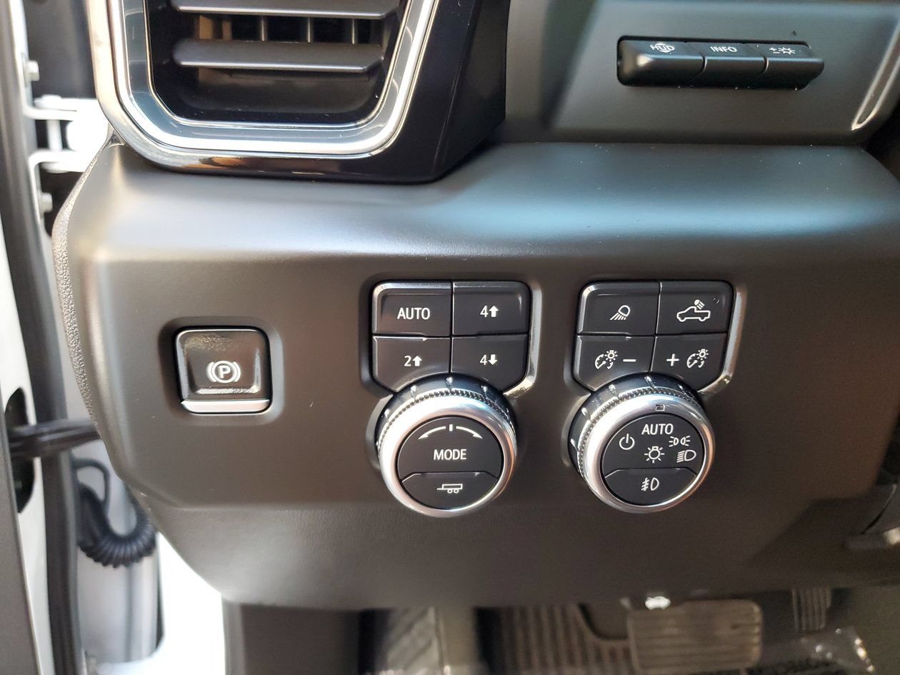 Used 2024 GMC Sierra 2500 Denali Ultimate w/ Max Trailering Package AWD/4WD image 30