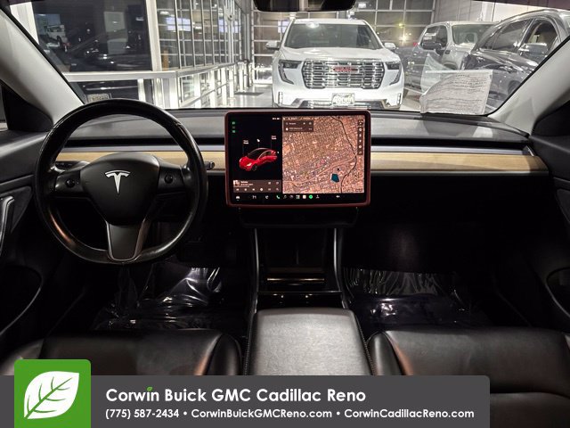 Used 2018 Tesla Model 3 Long Range RWD image 10