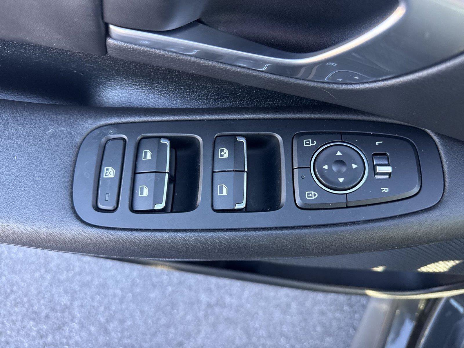 Used 2023 Hyundai Sonata Blue FWD image 13