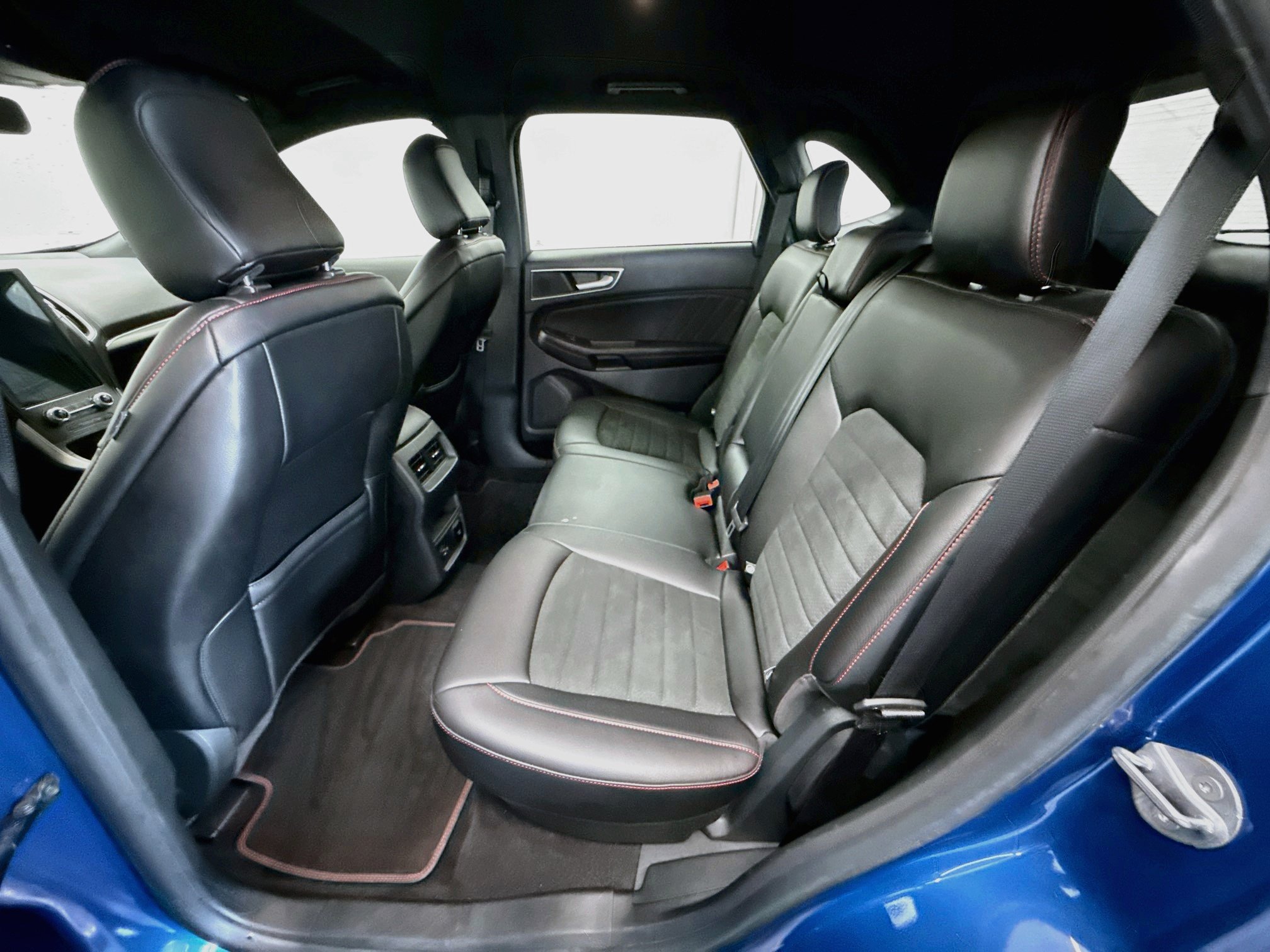 Used 2022 Ford Edge ST-Line AWD/4WD image 26
