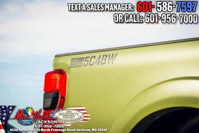 New 2026 Ford F250 Lariat w/ Black Appearance Package image 5
