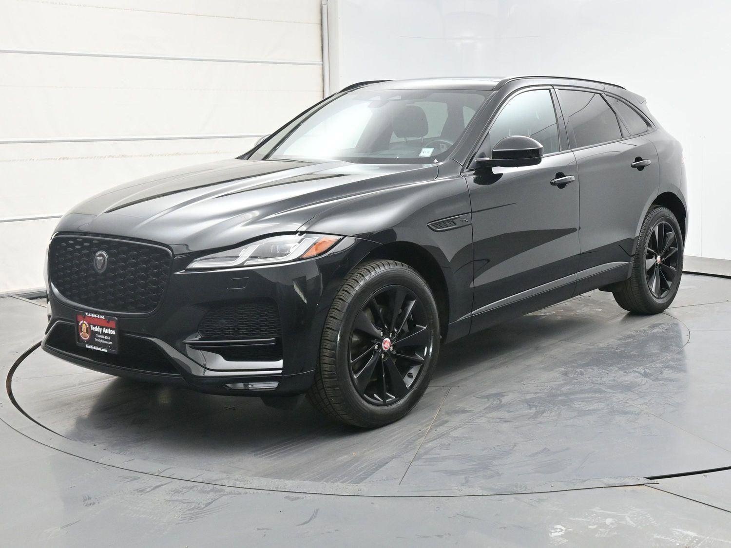 Used 2022 Jaguar F-PACE S image 1