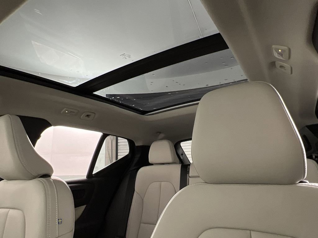 New 2026 Volvo XC40 B5 Plus w/ Climate Package image 14