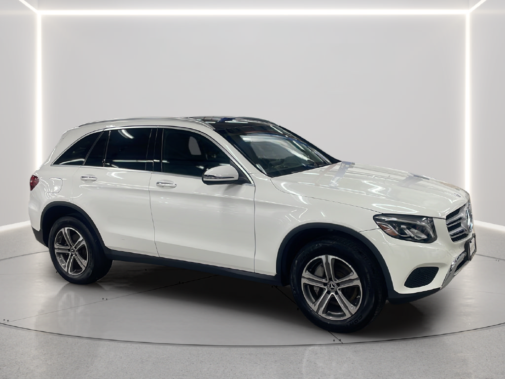 Used 2019 Mercedes-Benz GLC 300 4MATIC image 32