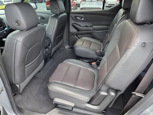 Certified 2023 Chevrolet Traverse High Country FWD image 11