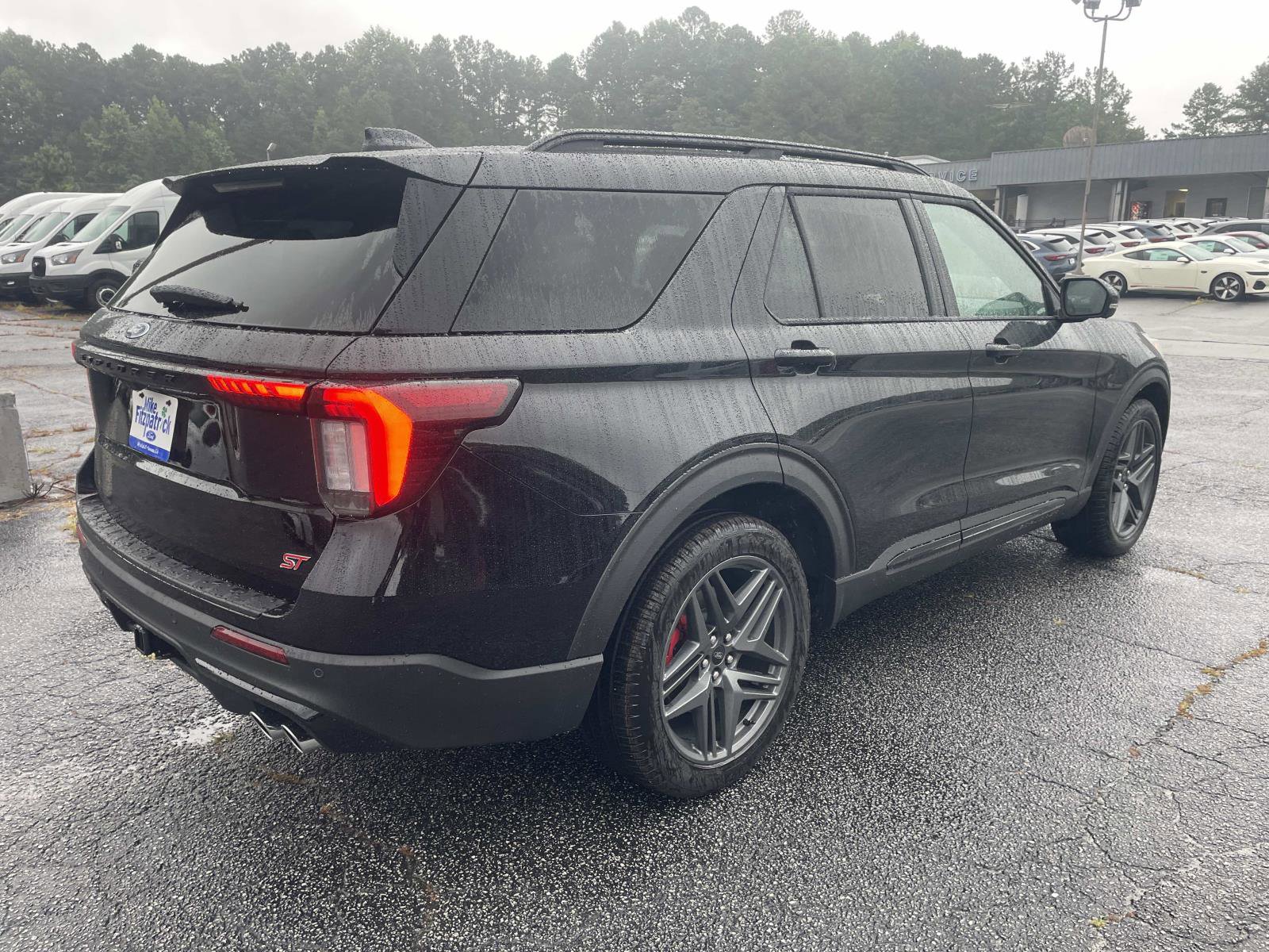New 2025 Ford Explorer ST image 3