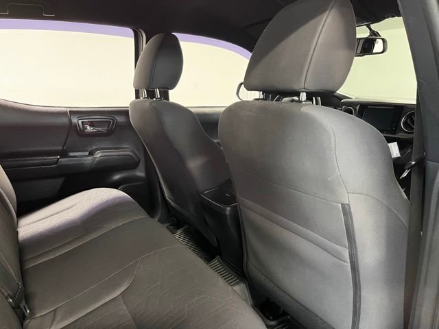 Used 2017 Toyota Tacoma TRD Sport AWD/4WD image 14