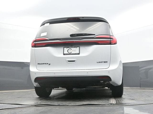 New 2027 Chrysler Pacifica Limited FWD image 56