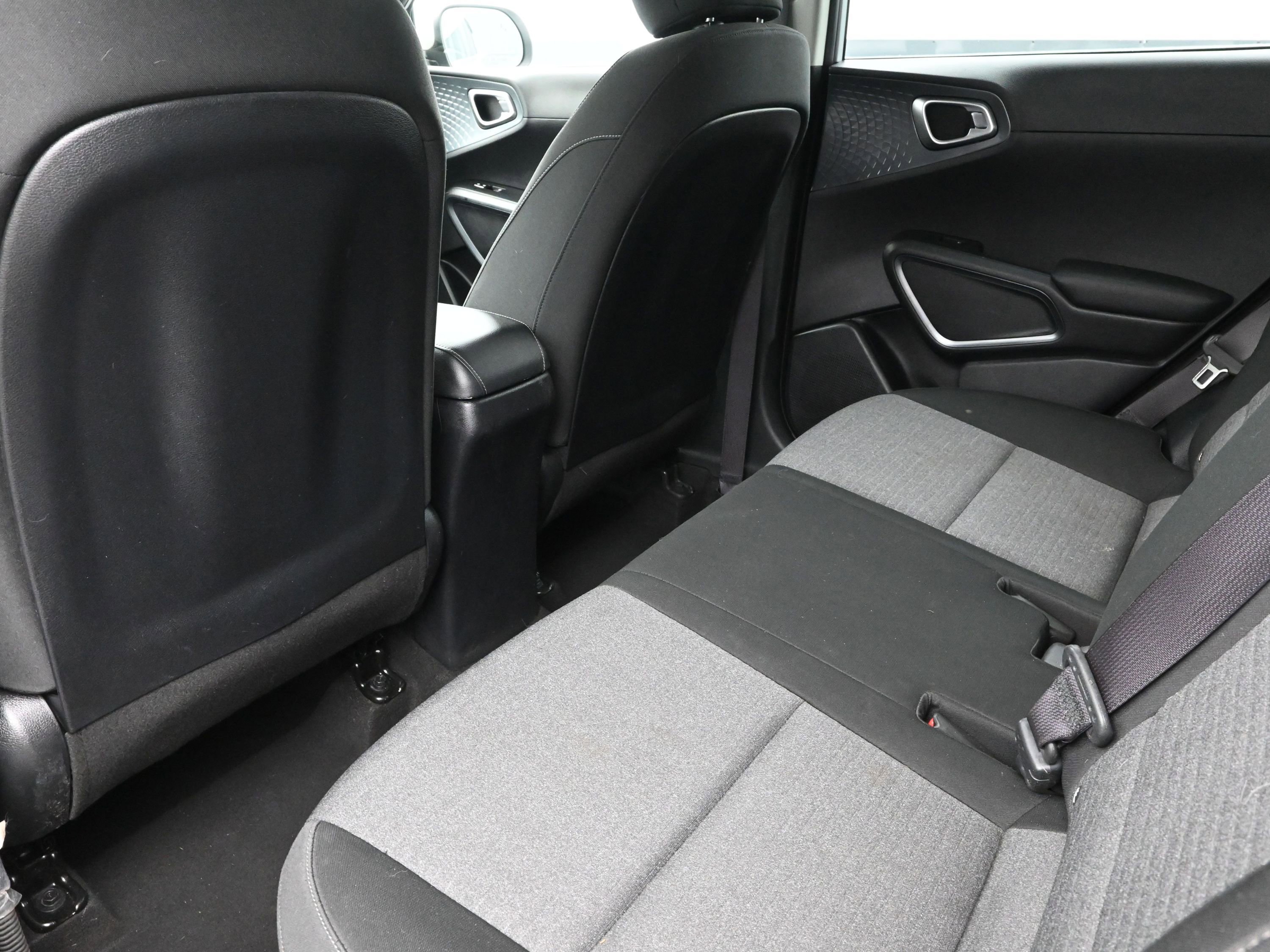 Used 2020 Kia Soul S image 21