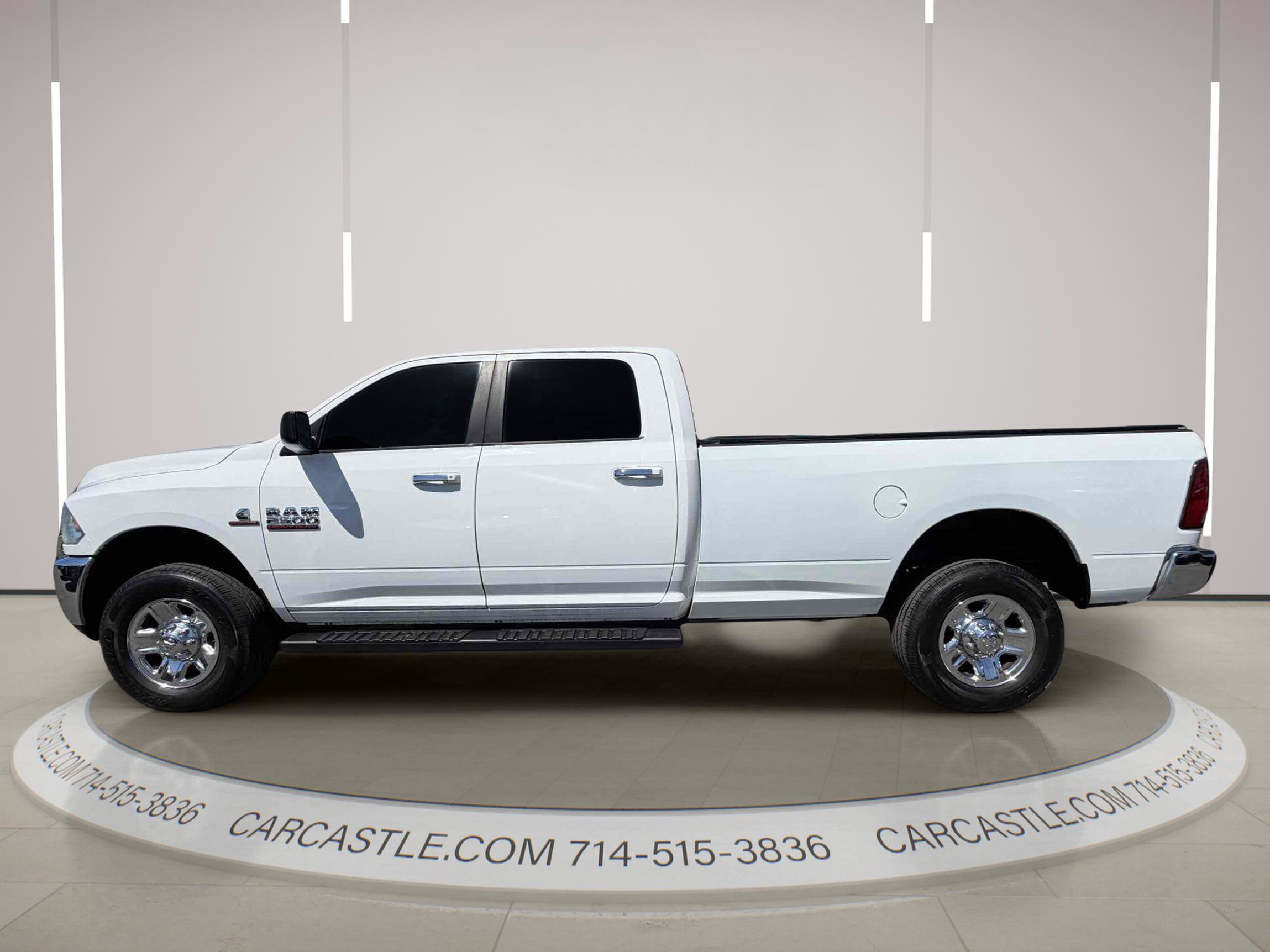 Used 2017 RAM 2500 SLT AWD/4WD image 2