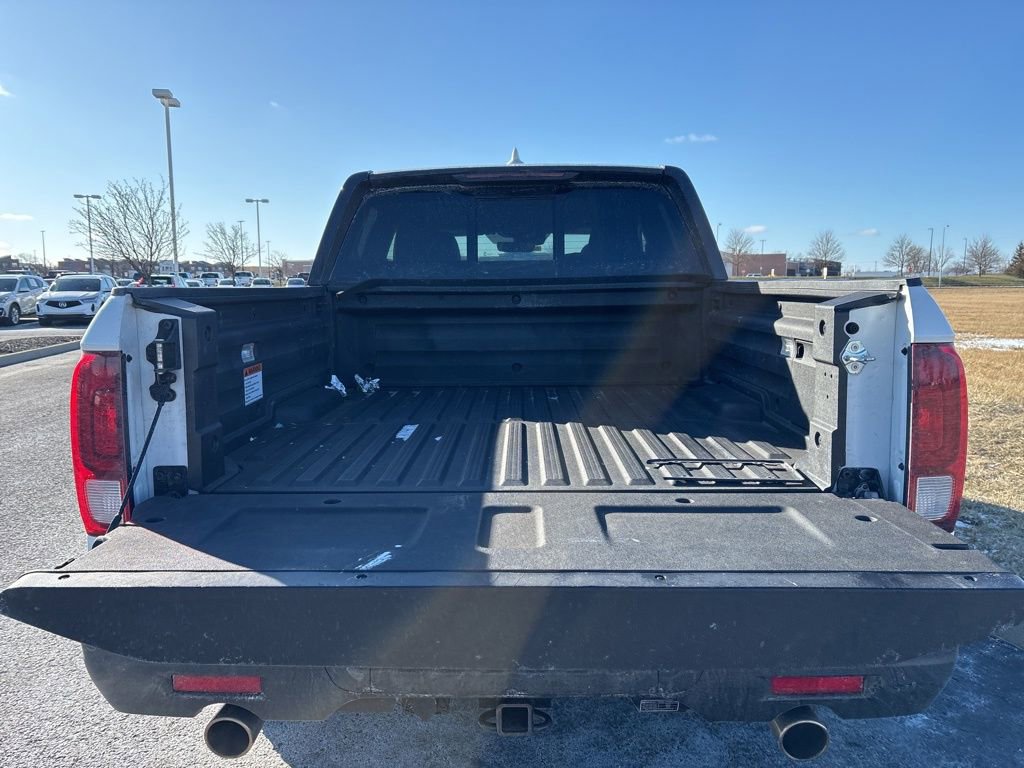 Used 2023 Honda Ridgeline Black Edition image 11